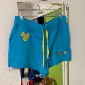 Disneyland Mickey sweat shorts in XL